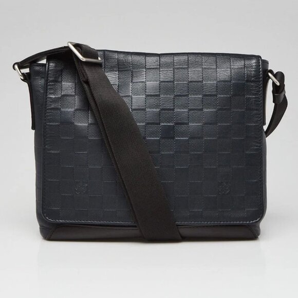 Louis Vuitton Black Damier Infini Leather District PM Messenger Bag - Picture 1 of 9